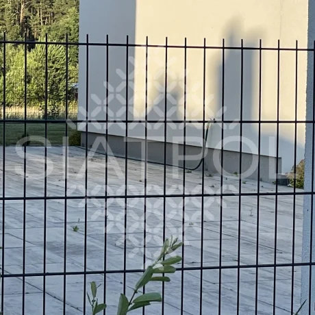 Galeria realizacji ogrodzeń panelowych prostych