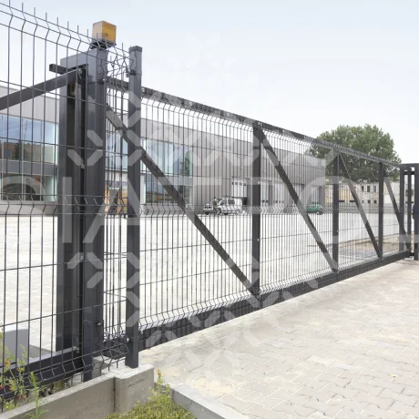 Galeria realizacji bram przesuwnych wypełnionych panelem