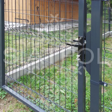 Galeria realizacji furtek wypełnionych panelem